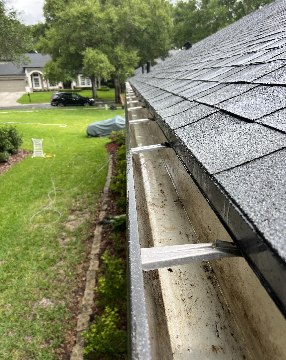 Gutter Cleaning In Apopka, FL